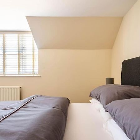 Central Village Cottage, The Corders Moreton-in-Marsh المظهر الخارجي الصورة