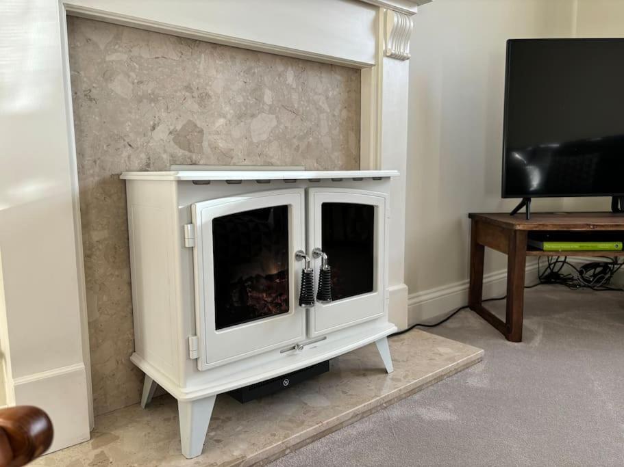 Central Village Cottage, The Corders Moreton-in-Marsh المظهر الخارجي الصورة