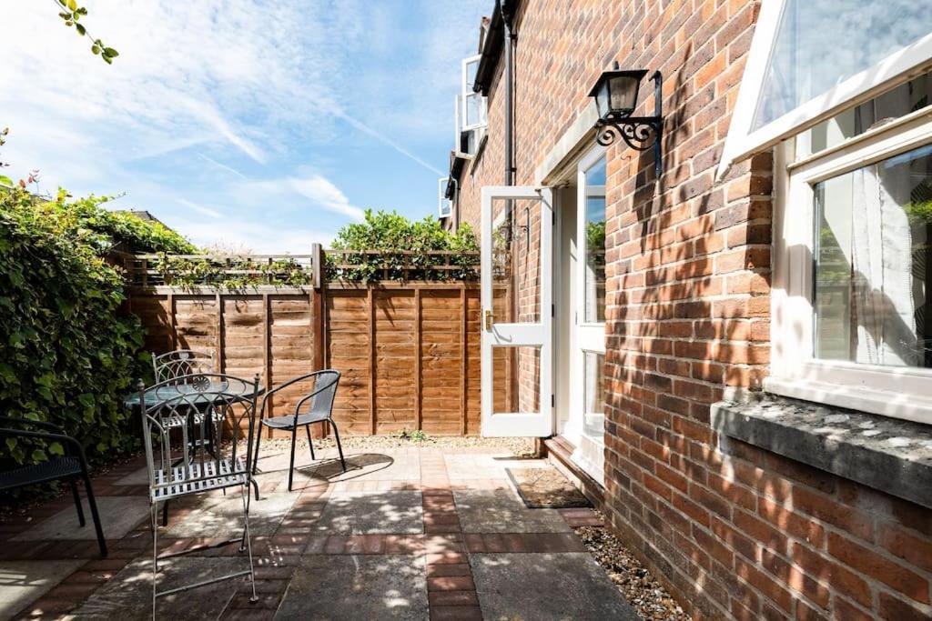 Central Village Cottage, The Corders Moreton-in-Marsh المظهر الخارجي الصورة
